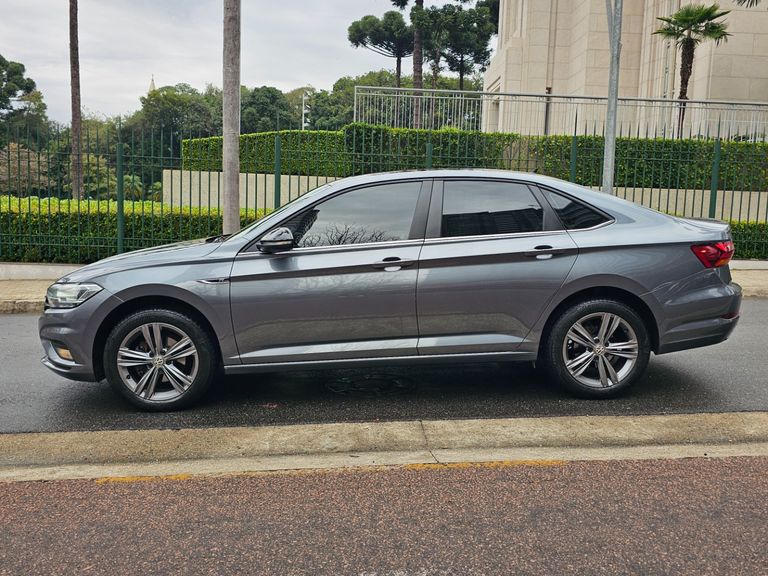 VolksWagen JETTA R-Line 250 TSI 1.4 Flex 16V Aut.