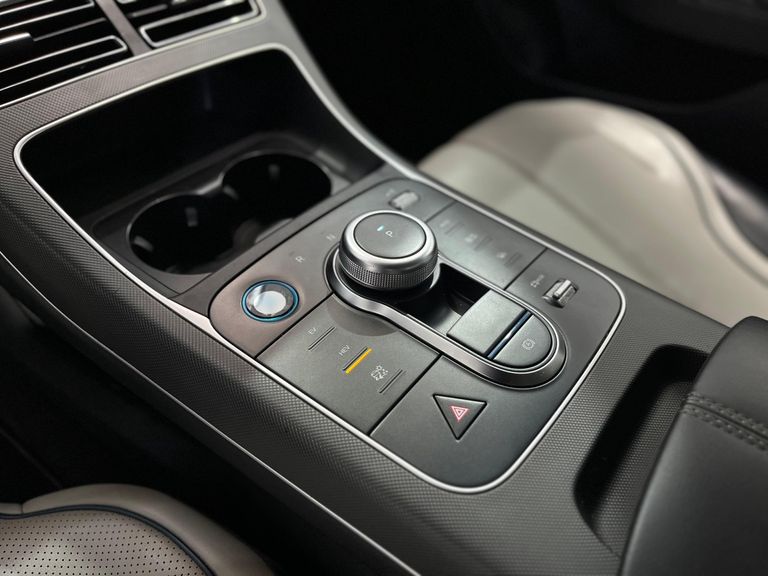 BYD King GL 1.5 16V Aut. (Hibrido)