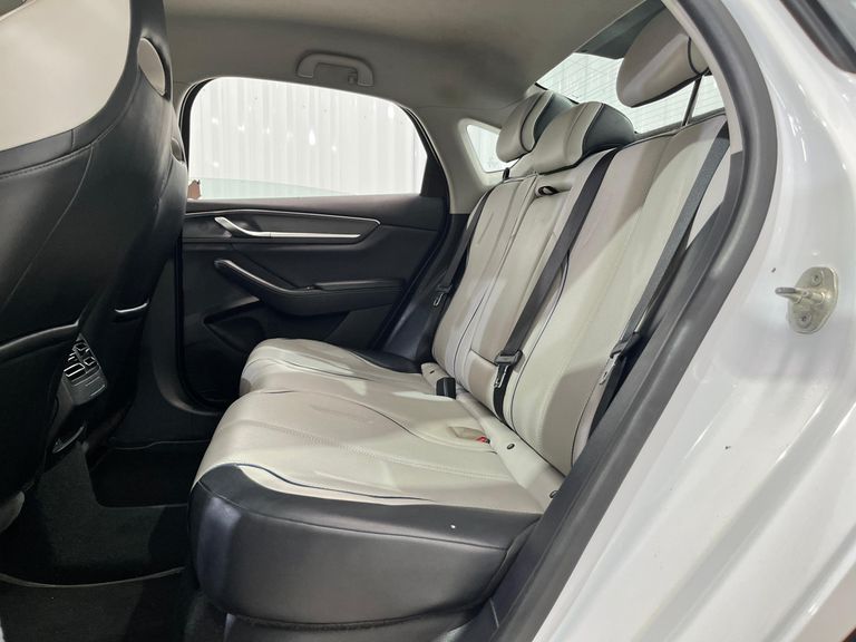 BYD King GL 1.5 16V Aut. (Hibrido)