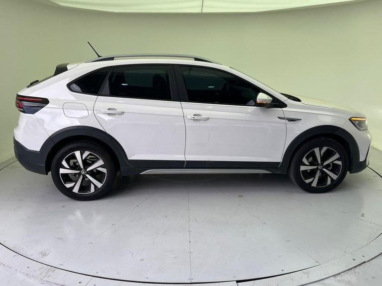 VolksWagen Nivus Highline 1.0 200 TSI Flex Aut.