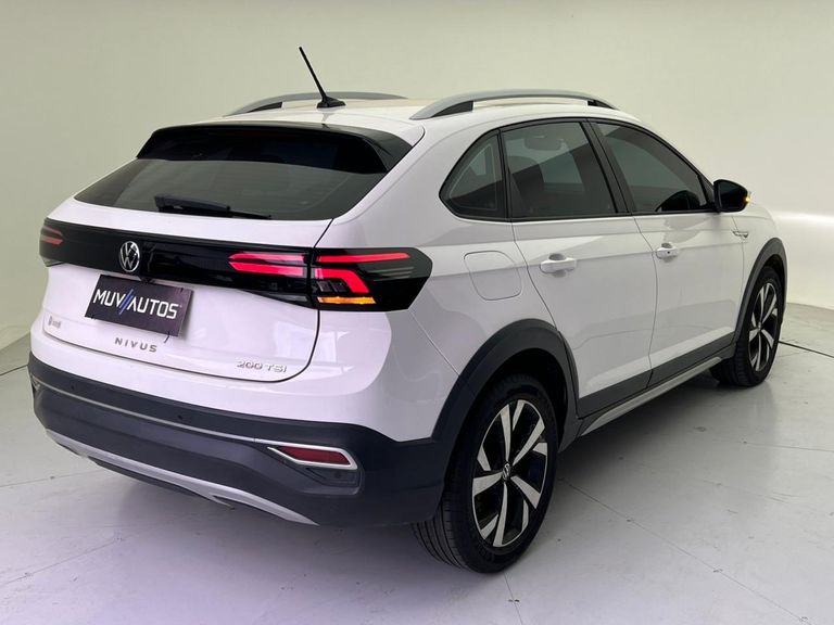 VolksWagen Nivus Highline 1.0 200 TSI Flex Aut.