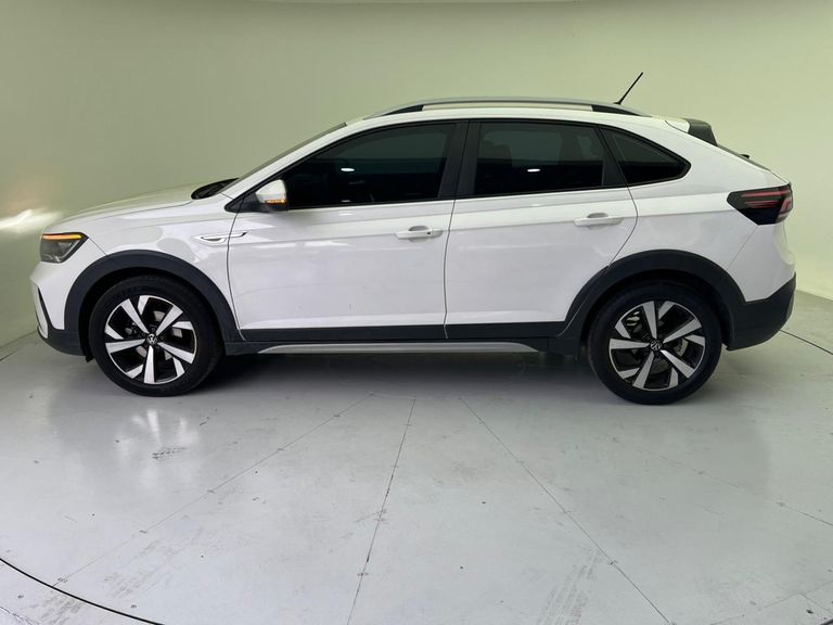VolksWagen Nivus Highline 1.0 200 TSI Flex Aut.