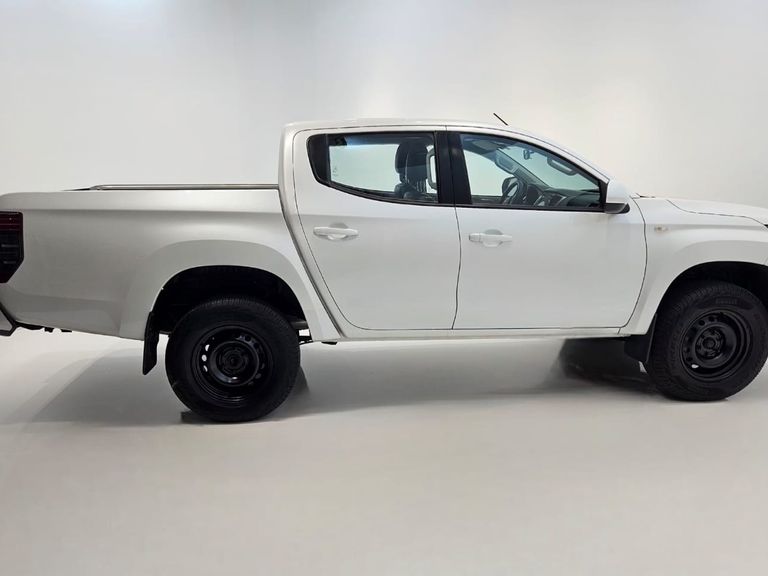 Mitsubishi L200 Triton Sport GLS 2.4 CD Diesel Aut.