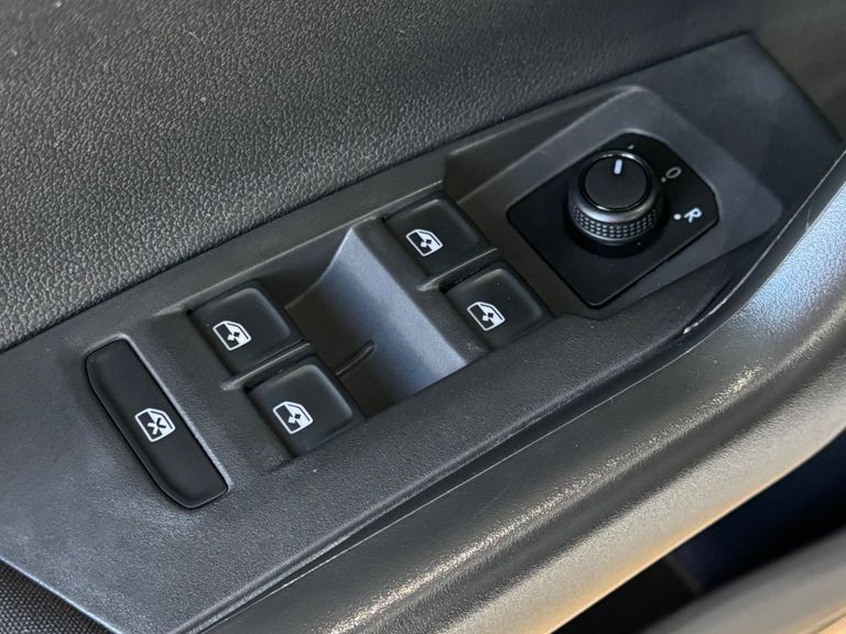 VolksWagen Nivus Comfortline 1.0 200 TSI Flex Aut.