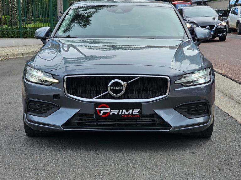Volvo S60 T-4 MOMENTUM 2.0 190cv 4p