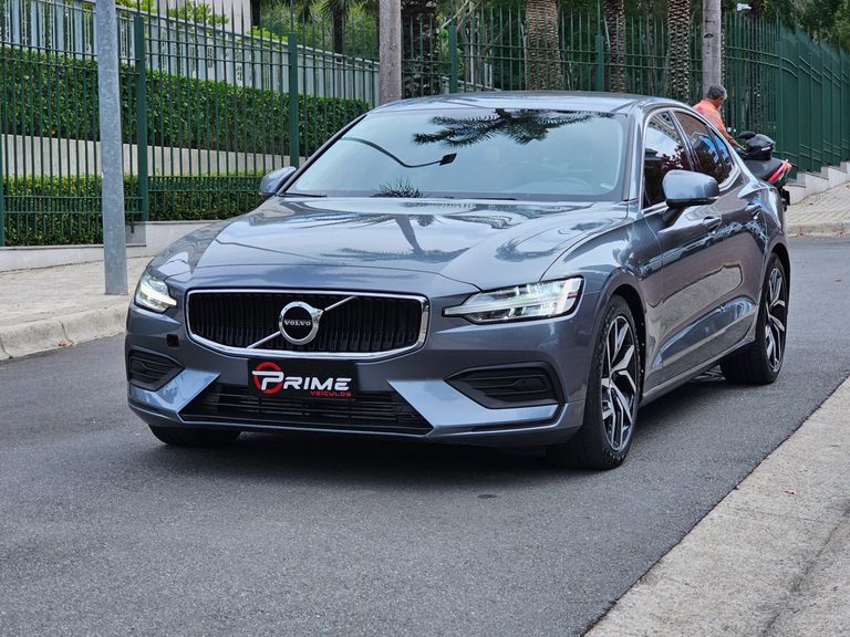 Volvo S60 T-4 MOMENTUM 2.0 190cv 4p