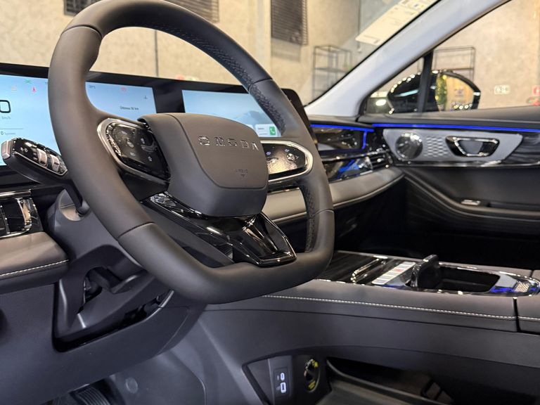 Omoda Luxury 1.TB FWD