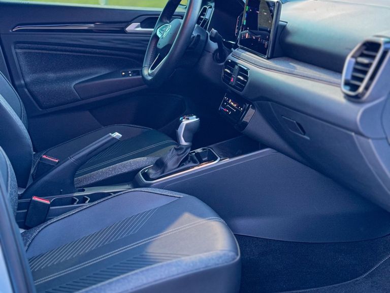 VolksWagen Tera High 1.0 170 TSI Flex 12V 5p Aut