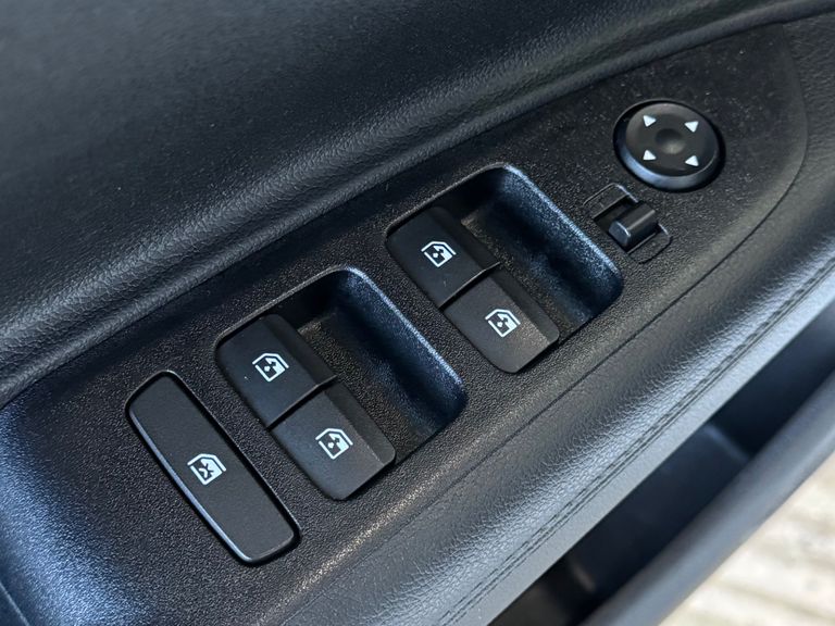 Hyundai HB20 Comfort Plus 1.0 Flex 12V Mec.