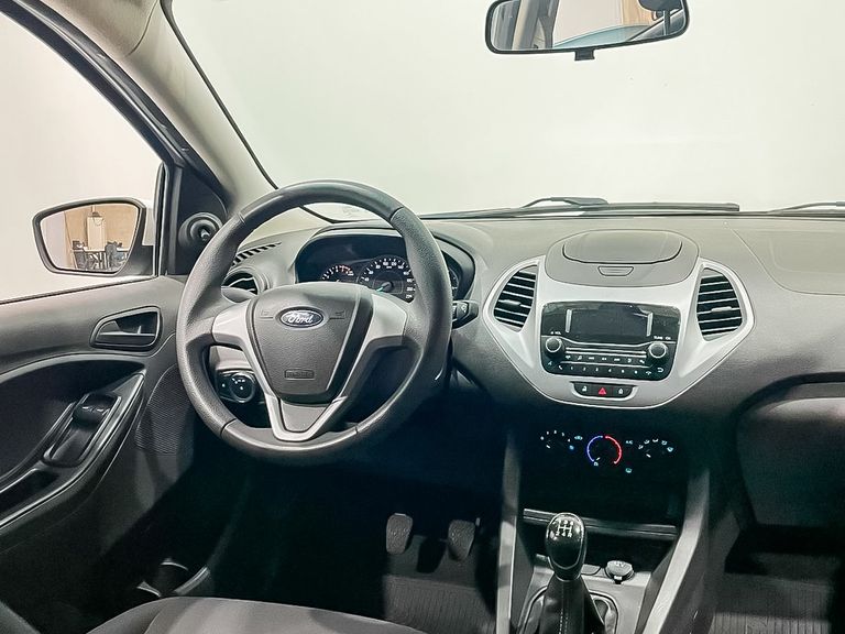Ford Ka 1.5 Sedan SE 12V Flex 4p Mec.