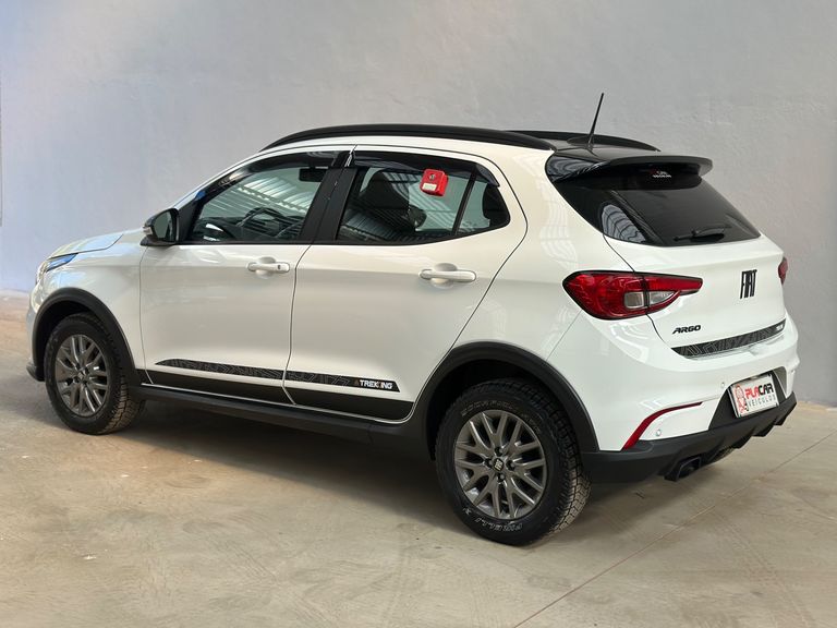 Fiat ARGO TREKKING 1.3 8V Flex