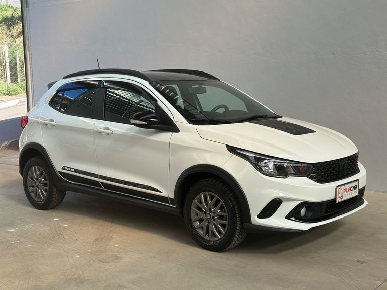 Fiat ARGO TREKKING 1.3 8V Flex