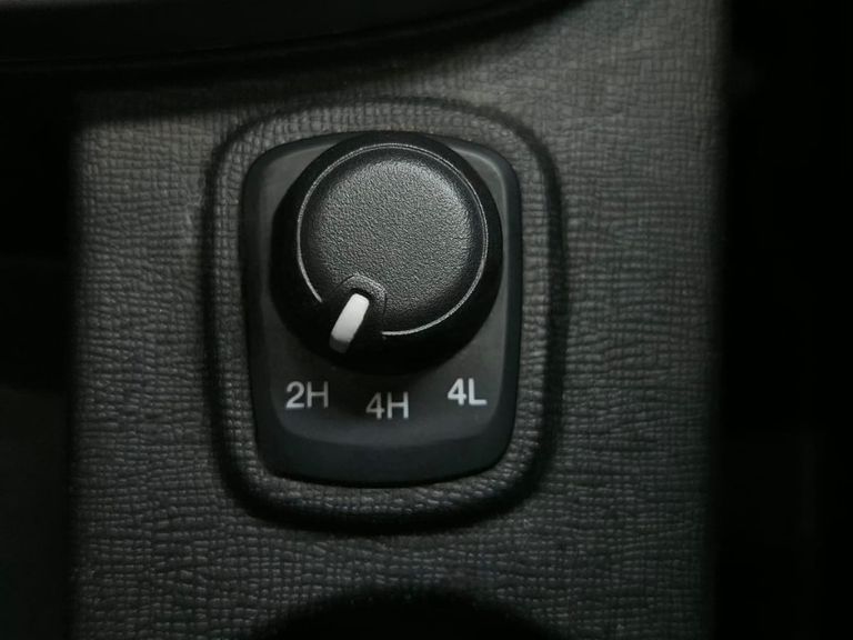 Troller T-4 TRAIL 4x4 3.2 Tdi Cap. Ríg. Diesel
