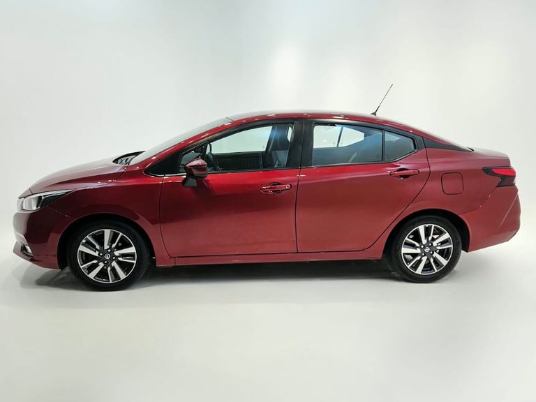 Nissan VERSA Advance 1.6 16V Flex Aut.