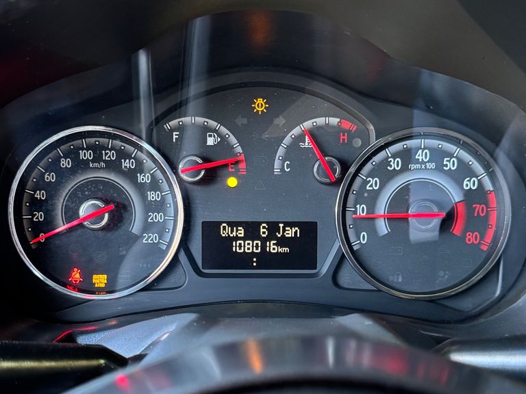 Fiat Grand Siena ATTRACTIVE 1.0 Flex 8V 4p