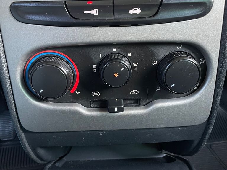 Fiat Idea ATTRACTIVE 1.4 Fire Flex 8V 5p