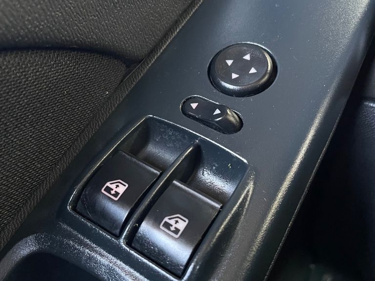 Fiat Idea ATTRACTIVE 1.4 Fire Flex 8V 5p