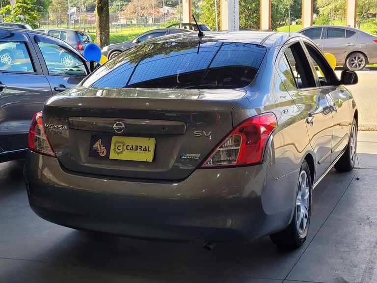 Nissan VERSA SV 1.6 16V Flex Fuel 4p Mec.
