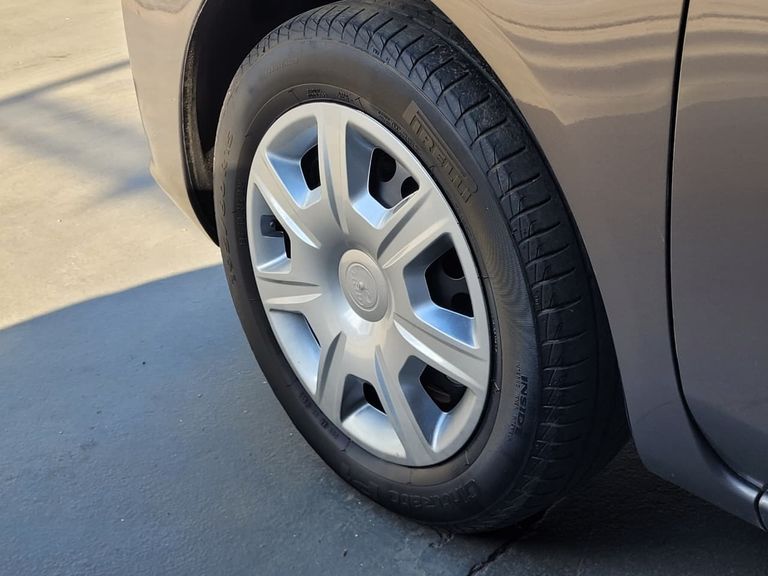 Nissan VERSA SV 1.6 16V Flex Fuel 4p Mec.