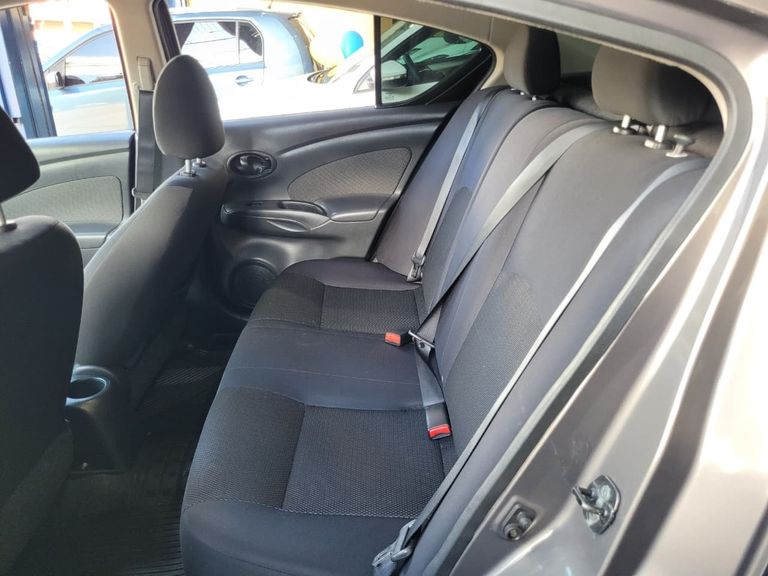 Nissan VERSA SV 1.6 16V Flex Fuel 4p Mec.