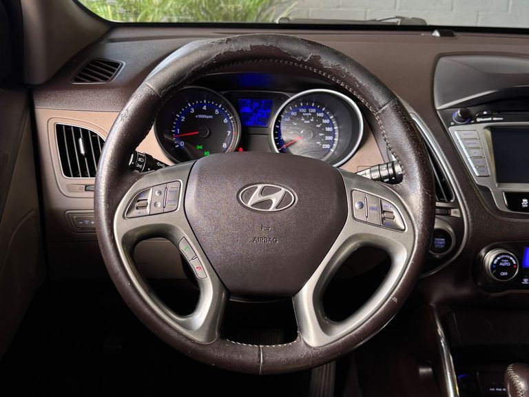 Hyundai ix35 2.0 16V 170cv 2WD/4WD Aut.