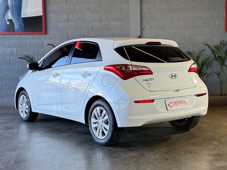 Hyundai HB20 R spec 1.6 Flex 16V Mec.