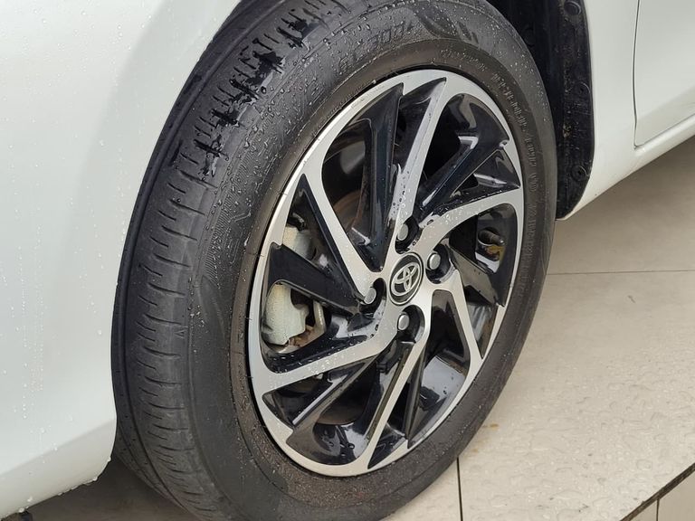 Toyota YARIS XLS 1.5 Flex 16V 5p Aut.