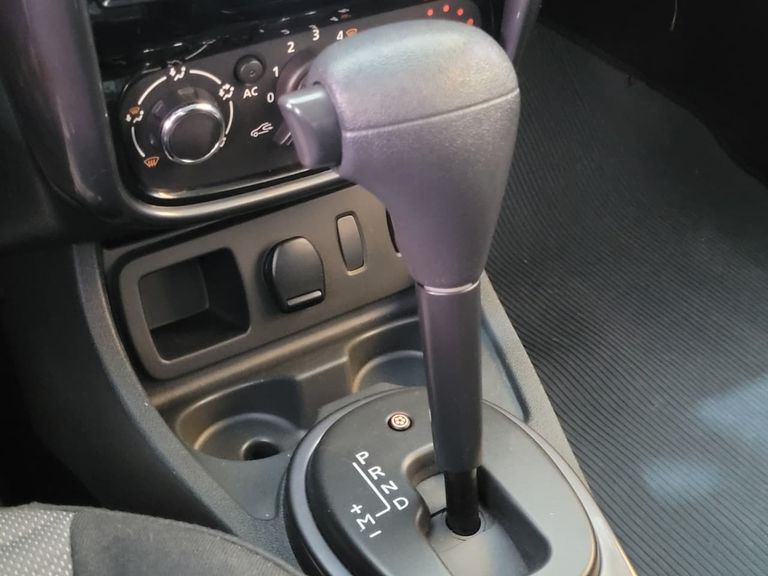 Renault DUSTER Dynamique 2.0 Flex 16V Aut.
