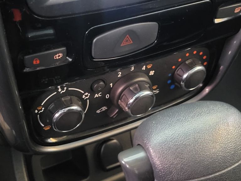 Renault DUSTER Dynamique 2.0 Flex 16V Aut.