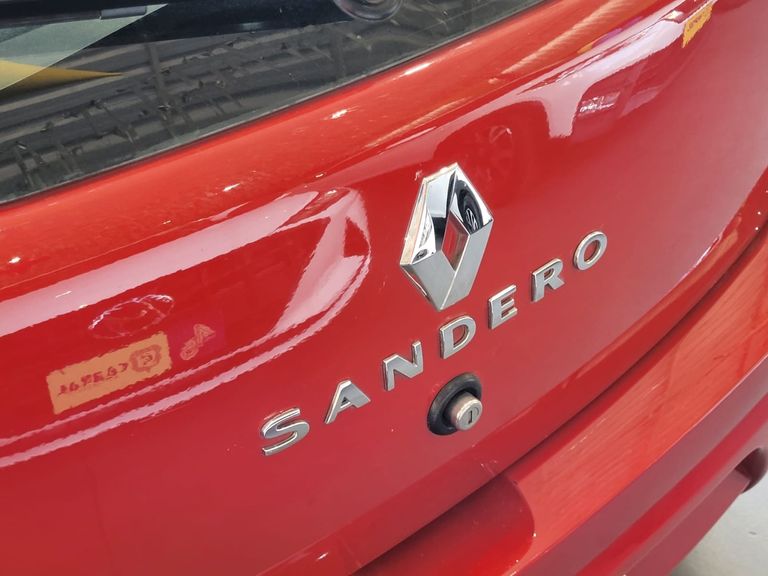 Renault SANDERO Expression Hi-Flex 1.0 16V 5p