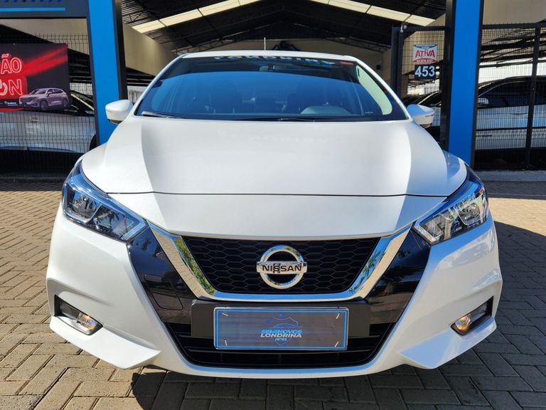 Nissan VERSA Advance 1.6 16V Flex Aut.