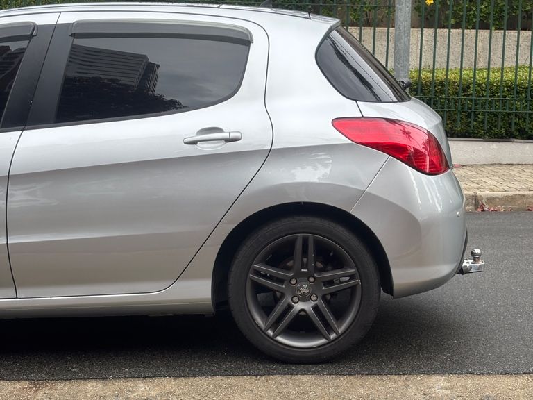 Peugeot 308 Active 1.6 Flex 16V 5p mec.
