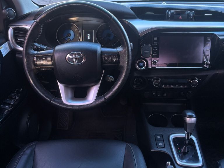 Toyota Hilux CD SRV 4x4 2.8 TDI Diesel Aut.