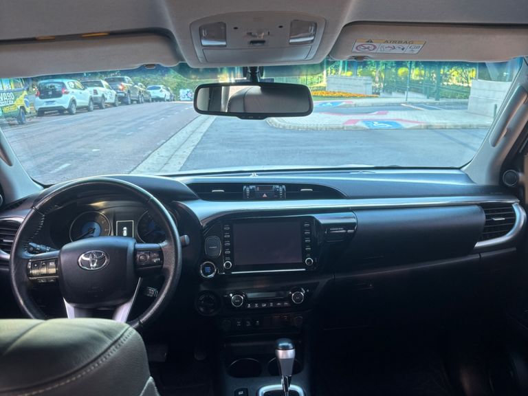 Toyota Hilux CD SRV 4x4 2.8 TDI Diesel Aut.