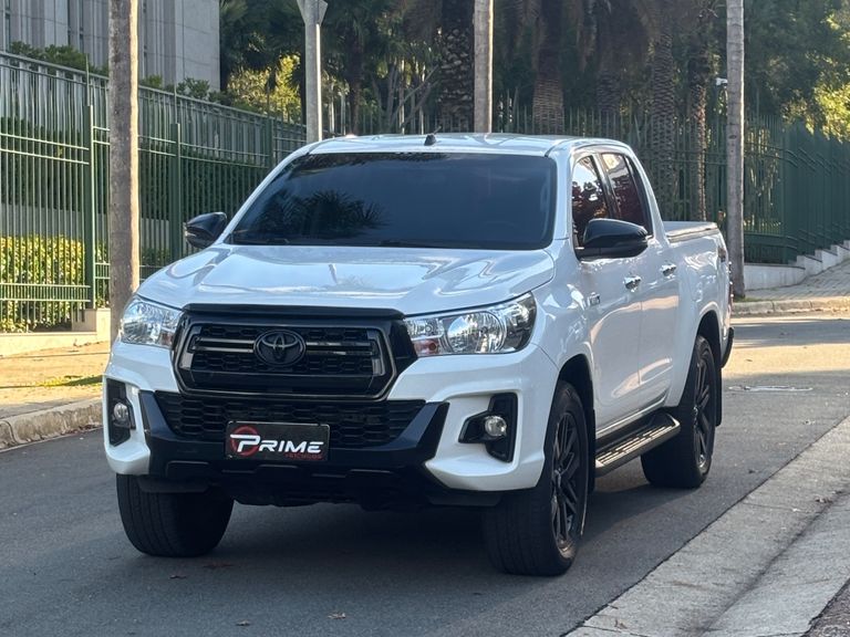 Toyota Hilux CD SRV 4x4 2.8 TDI Diesel Aut.