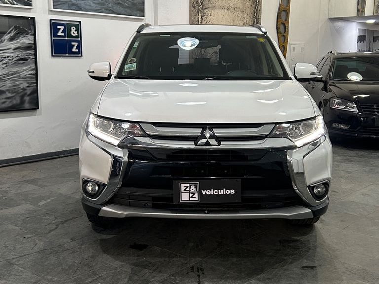 Mitsubishi OUTLANDER 2.0 16V 160cv Aut.