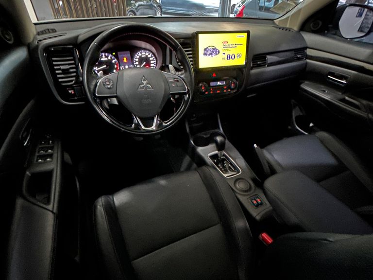 Mitsubishi OUTLANDER 2.0 16V 160cv Aut.