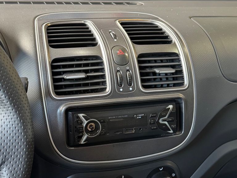 Fiat Grand Siena ATTRAC. 1.4 EVO F.Flex 8V