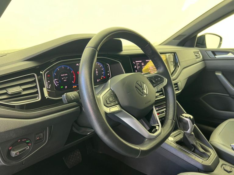 VolksWagen Nivus Highline 1.0 200 TSI Flex Aut.