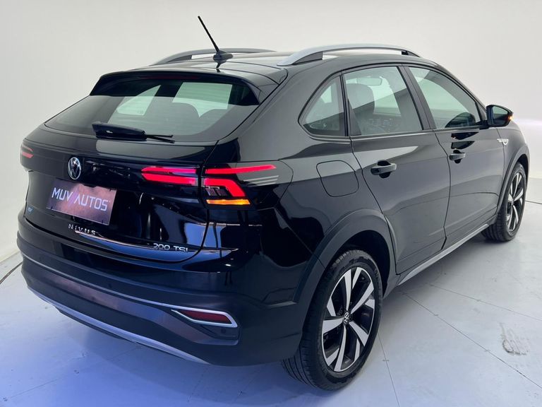 VolksWagen Nivus Highline 1.0 200 TSI Flex Aut.