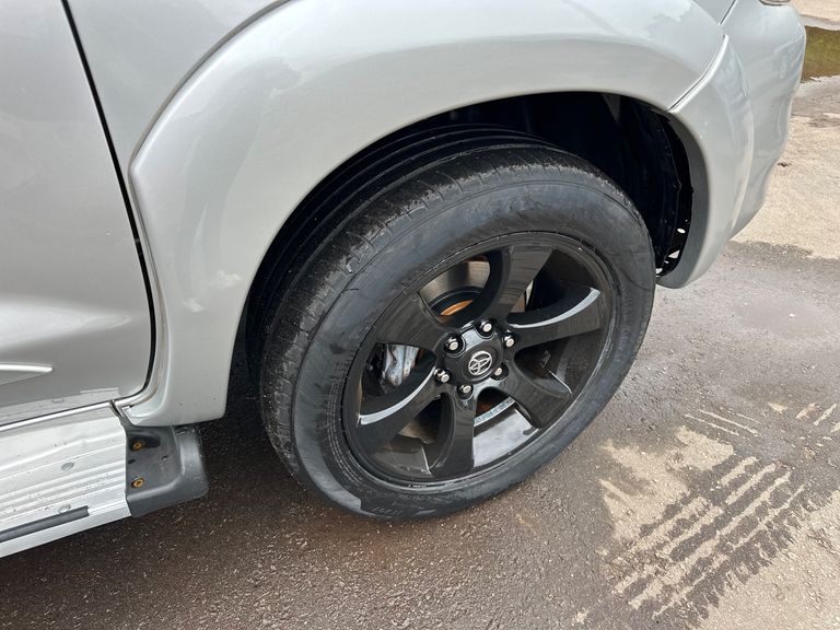Toyota Hilux CD D4-D 4x4 3.0 TDI Dies. Mec.