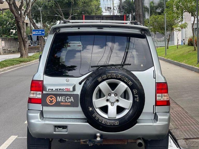 Mitsubishi Pajero TR4 2.0/ 2.0 Flex 16V 4x4 Aut.