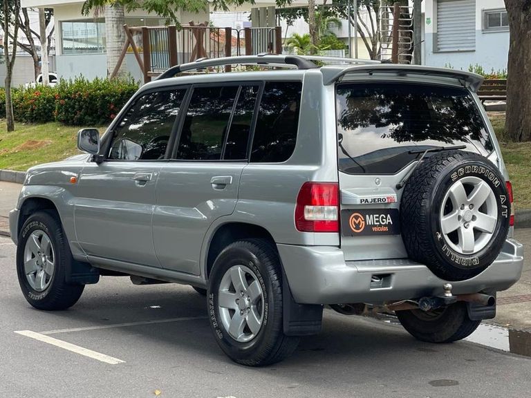 Mitsubishi Pajero TR4 2.0/ 2.0 Flex 16V 4x4 Aut.