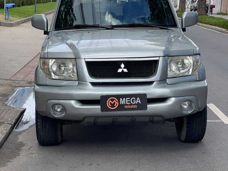 Mitsubishi Pajero TR4 2.0/ 2.0 Flex 16V 4x4 Aut.