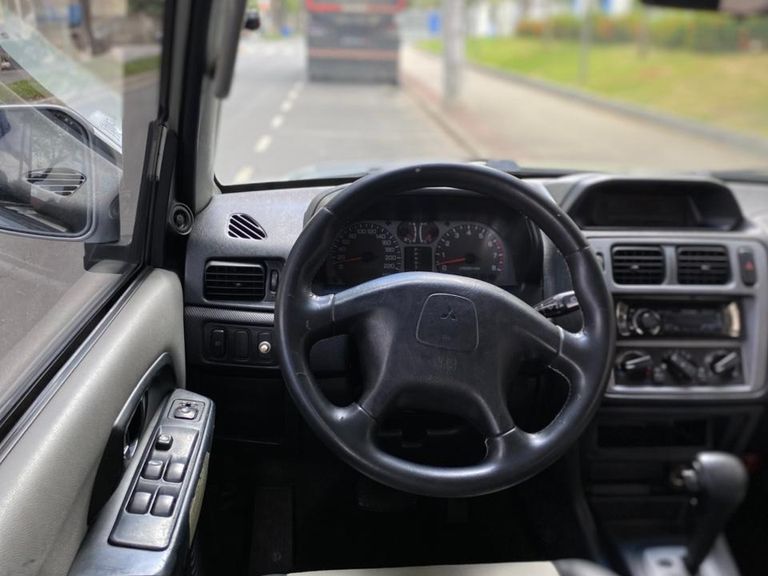 Mitsubishi Pajero TR4 2.0/ 2.0 Flex 16V 4x4 Aut.