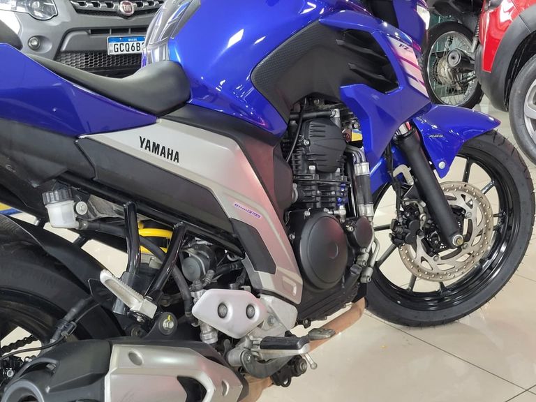 YAMAHA FZ25 250 FAZER FLEX