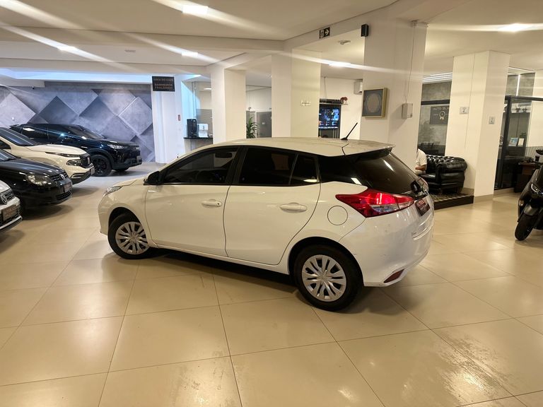 Toyota YARIS XL 1.5 Flex 16V 5p Aut.