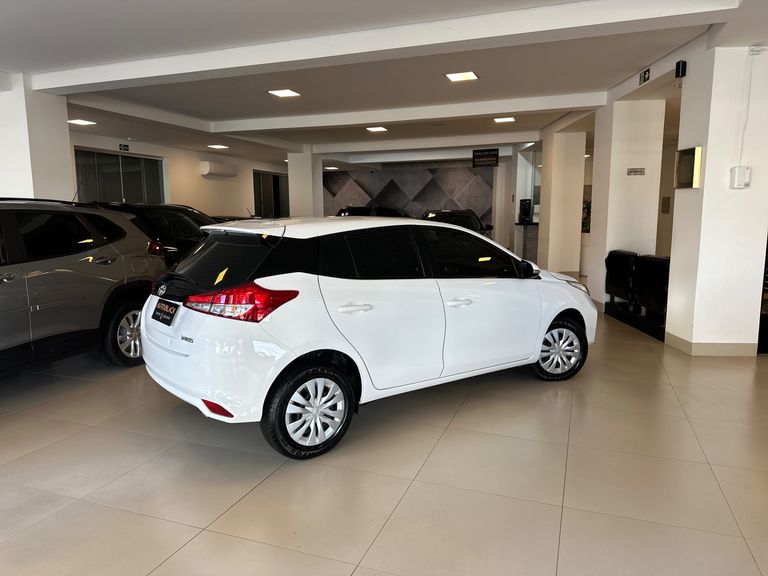 Toyota YARIS XL 1.5 Flex 16V 5p Aut.