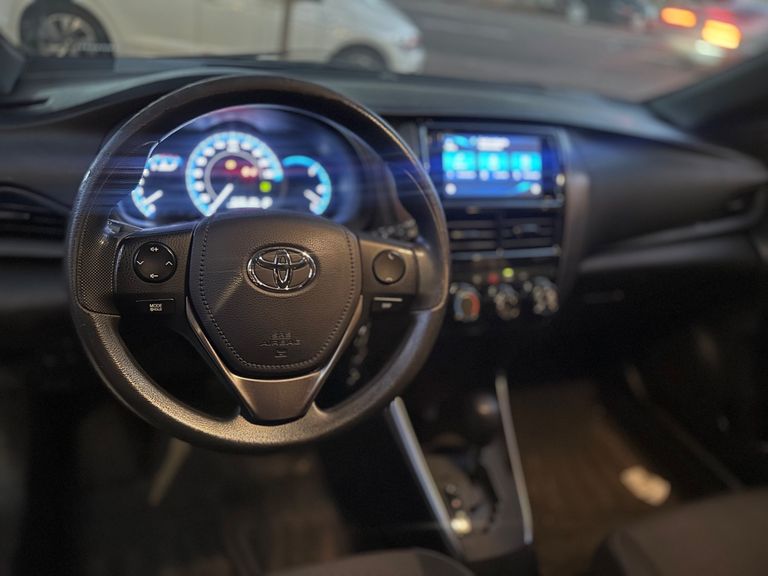 Toyota YARIS XL 1.5 Flex 16V 5p Aut.