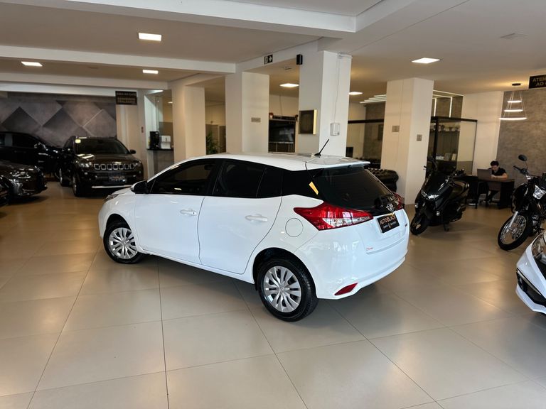 Toyota YARIS XL 1.5 Flex 16V 5p Aut.